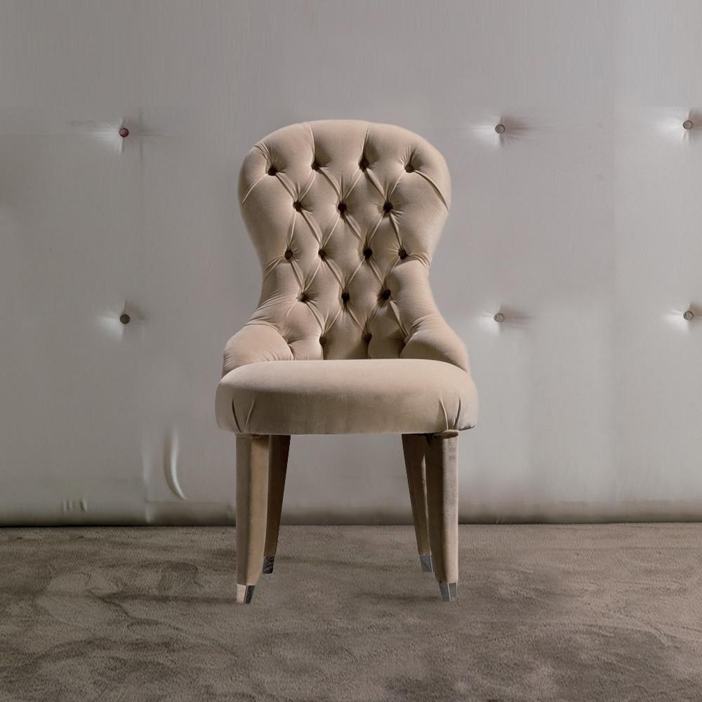 KING Leather chair in a luxury style