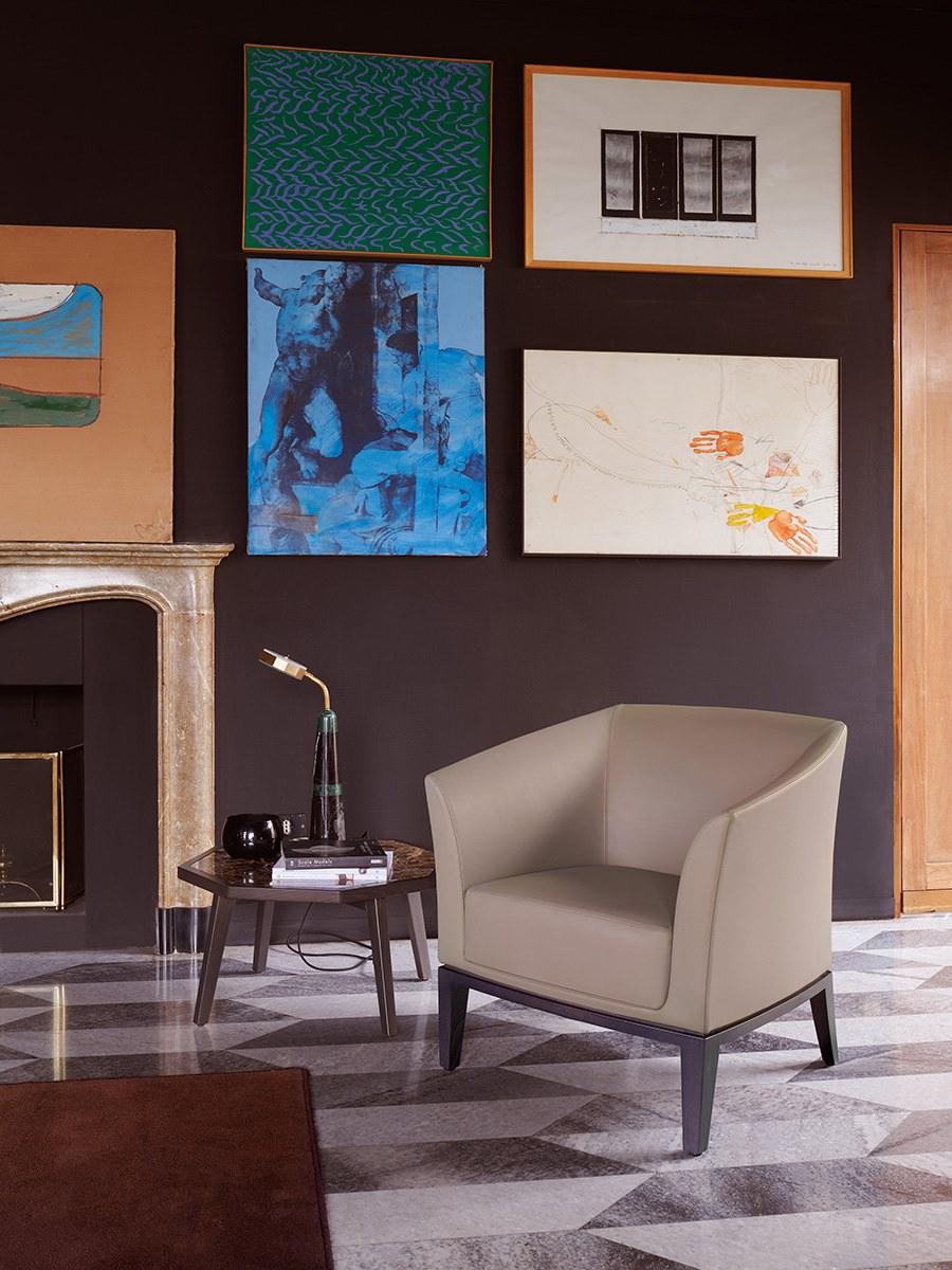 VENUS Eco-leather armchair with armrests