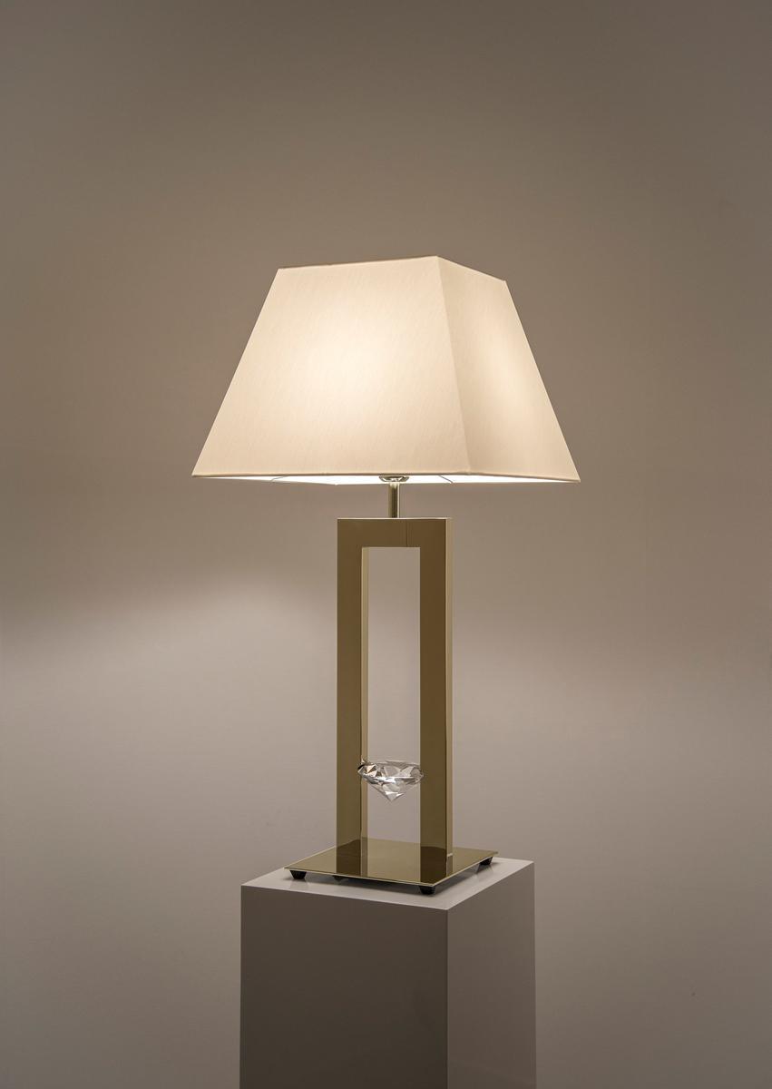 ELEMENTS OF LOVE T1 LED direct light metal table lamp