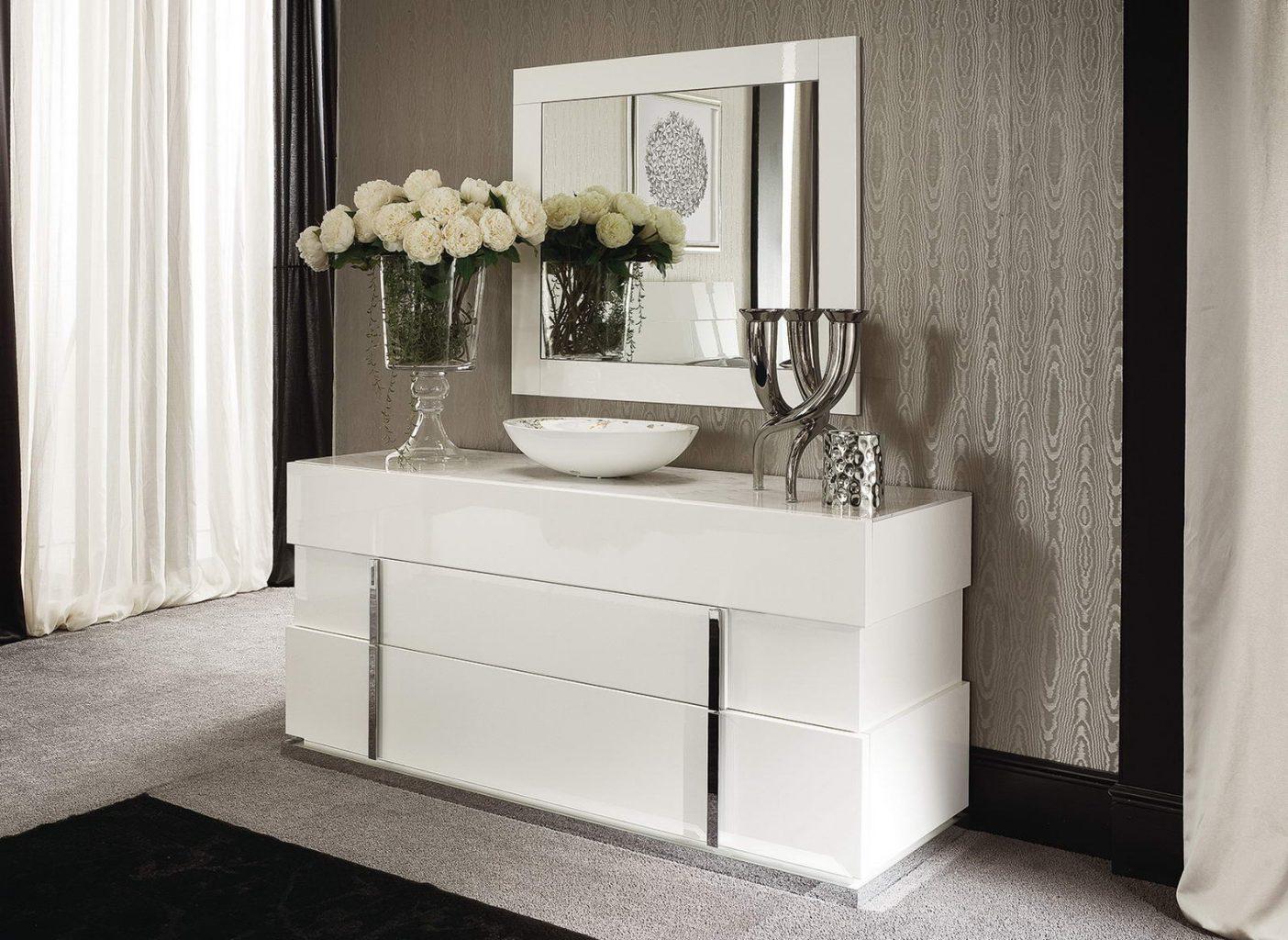 CANOVA Lacquered bedroom set