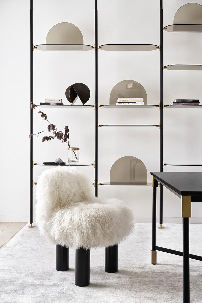 BOTOLO LOW Upholstered fur armchair