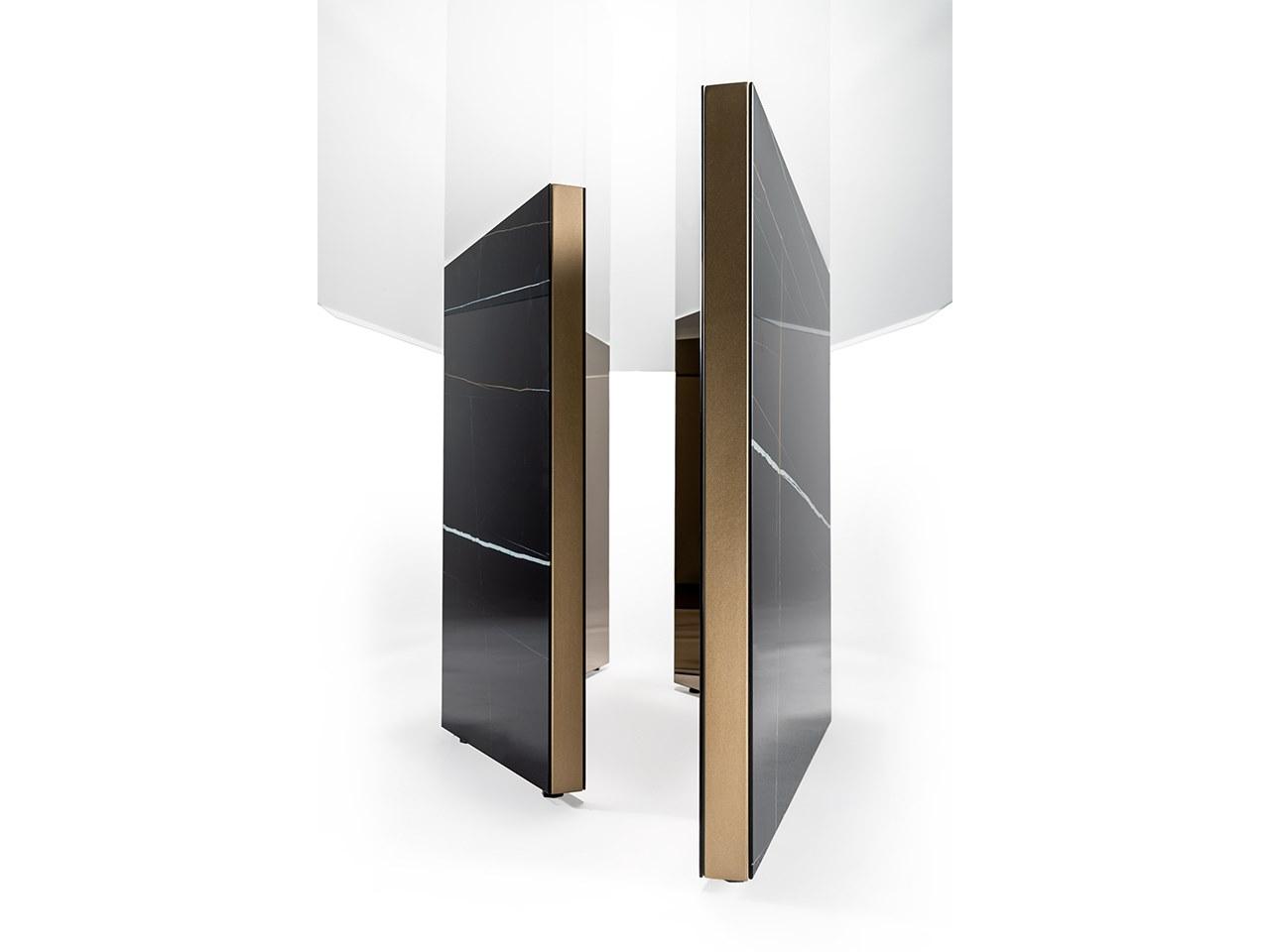 CUBITUM 72 Octagonal glass dining table