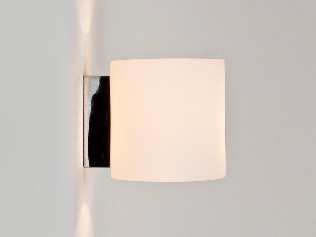 TOKYO Direct-indirect light opal glass wall lamp