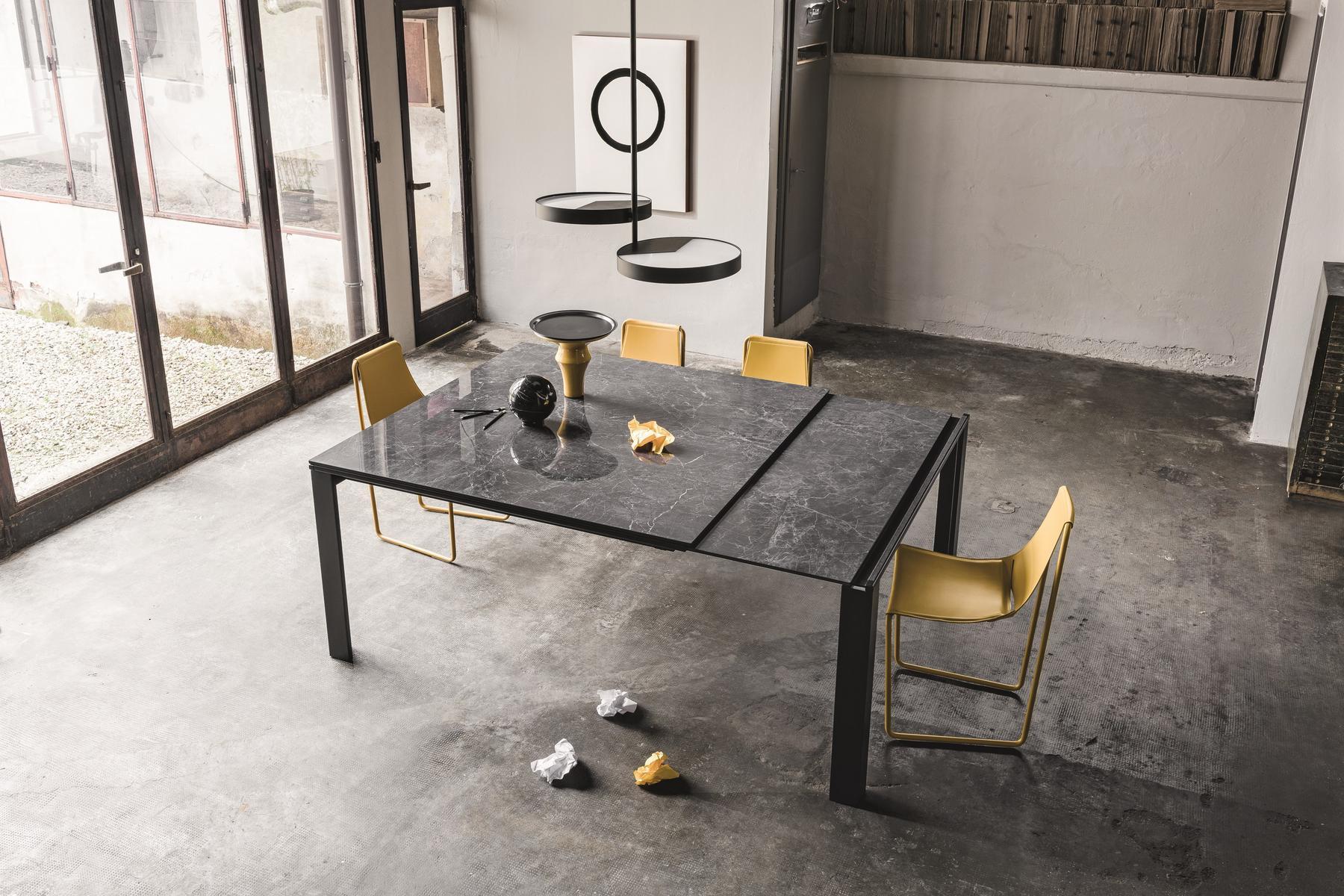 MARCOPOLO Extending square glass ceramic dining table