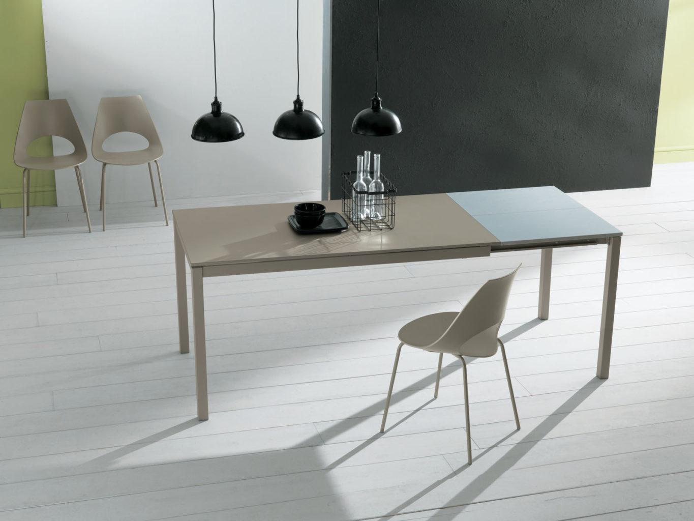 MAGO Rectangular ceramic table