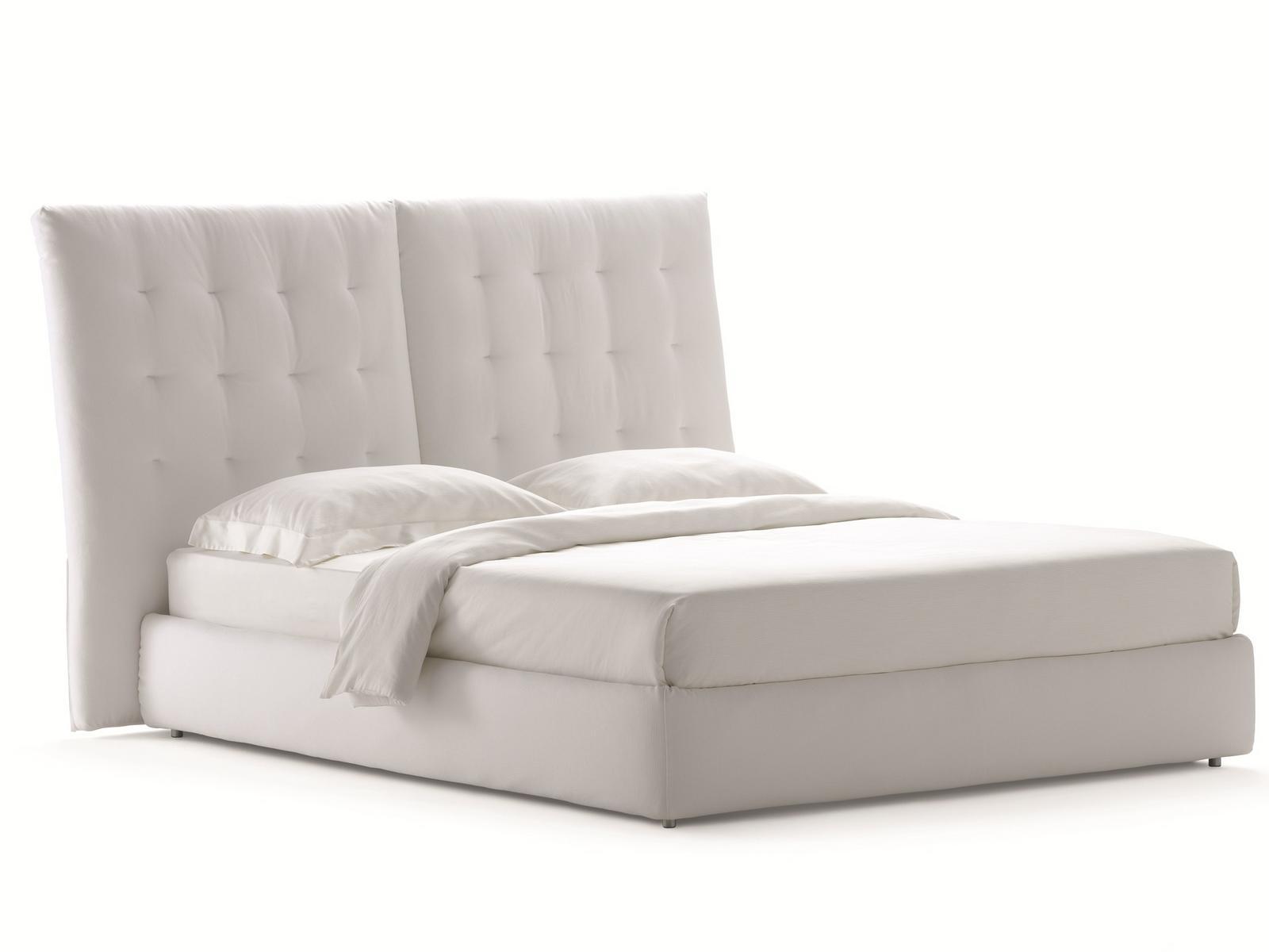 ANGLE Double bed with high headboard