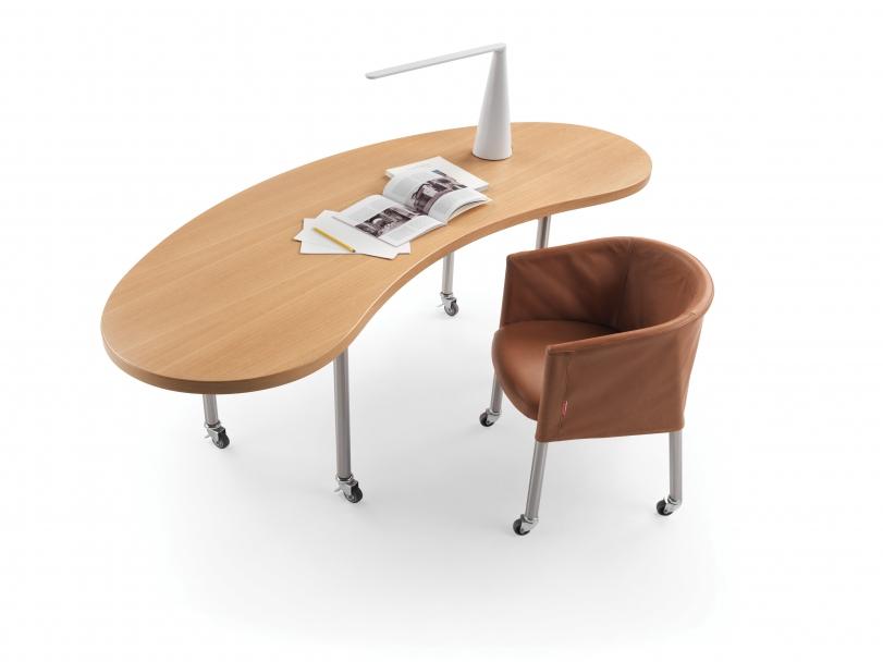 MIXER Leather chair with removable cover with castors