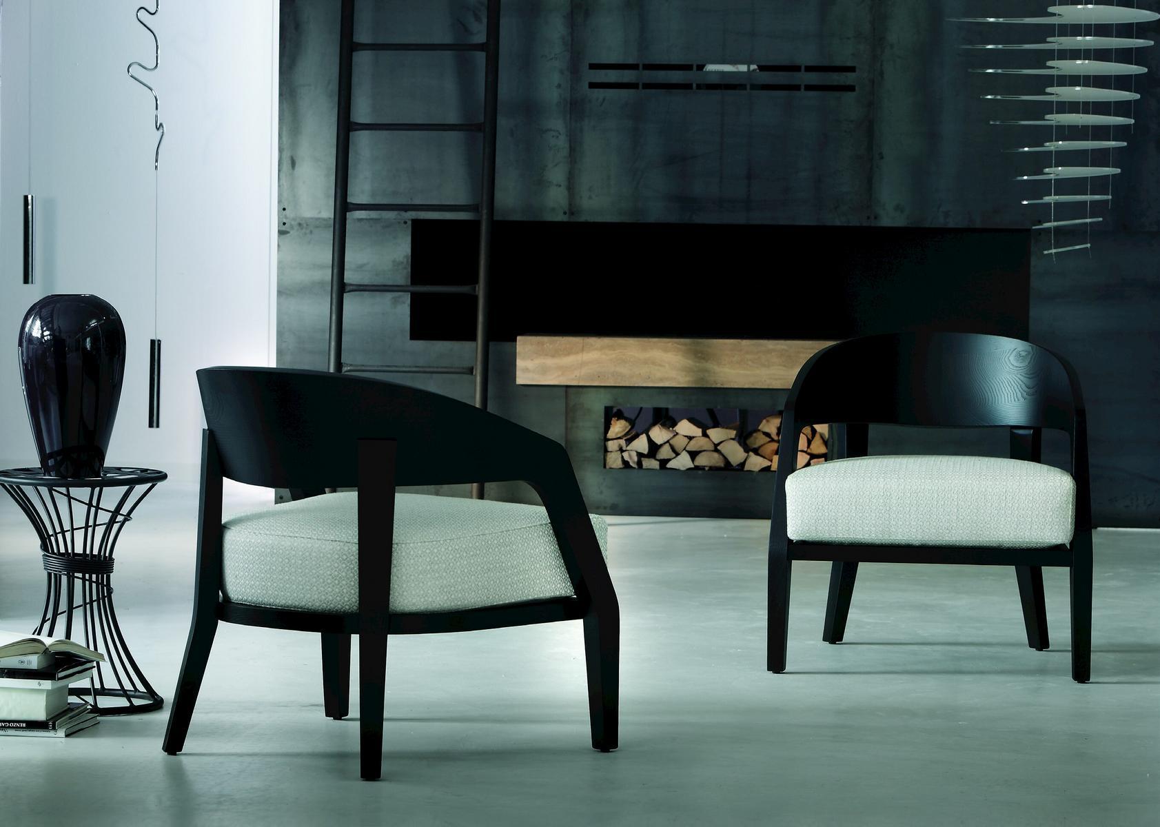 ALBA Walnut easy chair with armrests