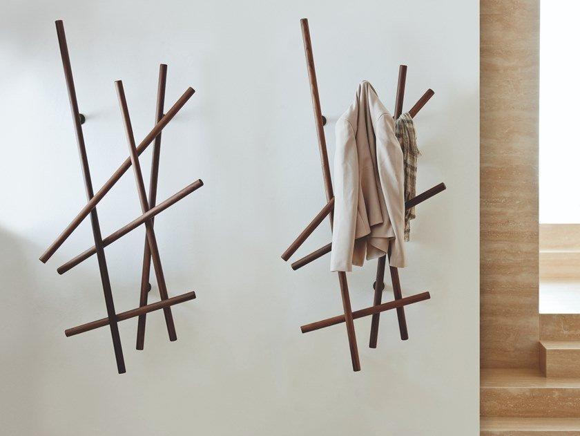 SKETCH Wall-mounted walnut coat rack