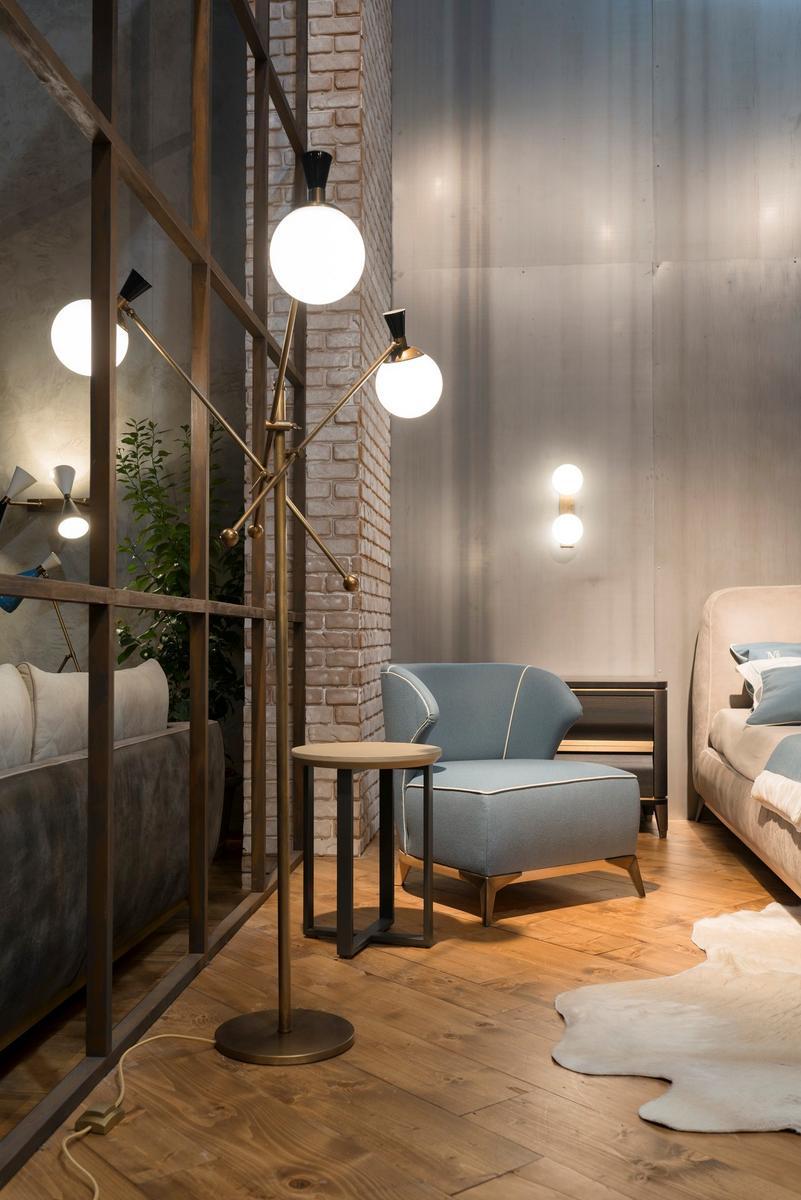 IGLOO Brass and glass floor lamp