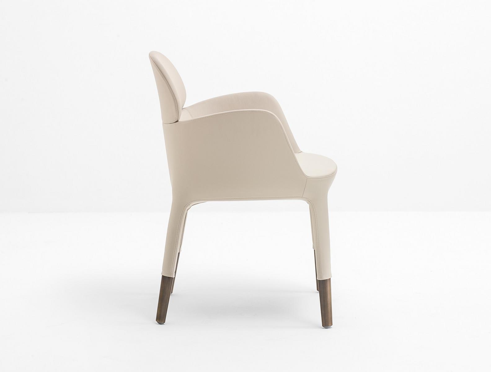 ESTER 690 Restaurant chair with armrests