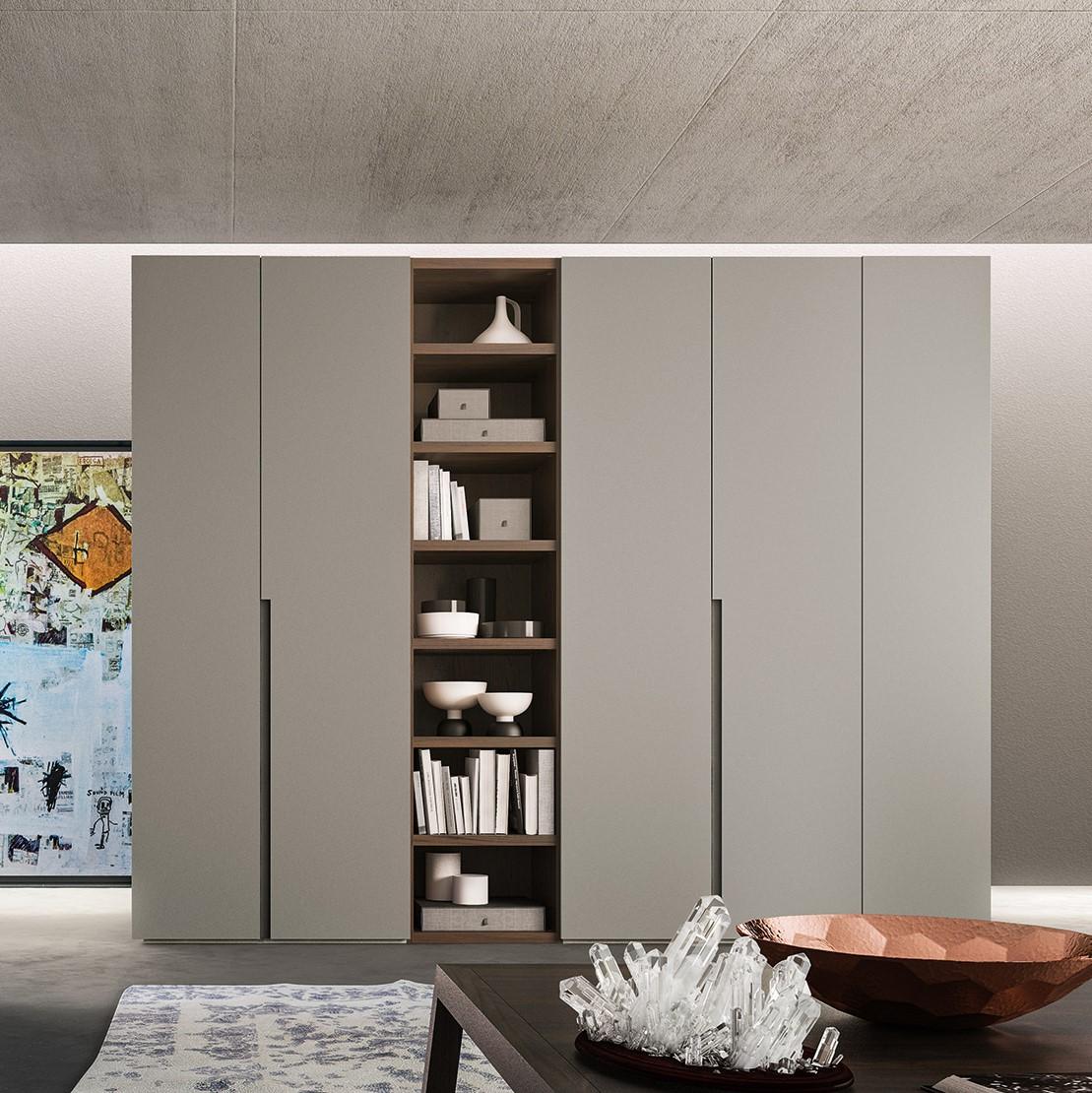 GO Modular lacquered wardrobe with doors