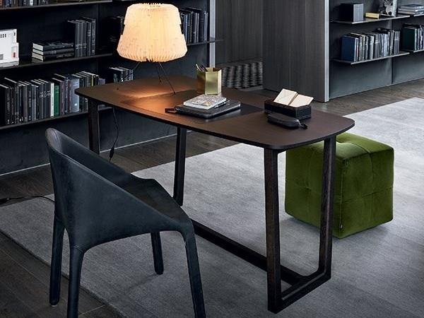 CONCORDE Wooden writing desk
