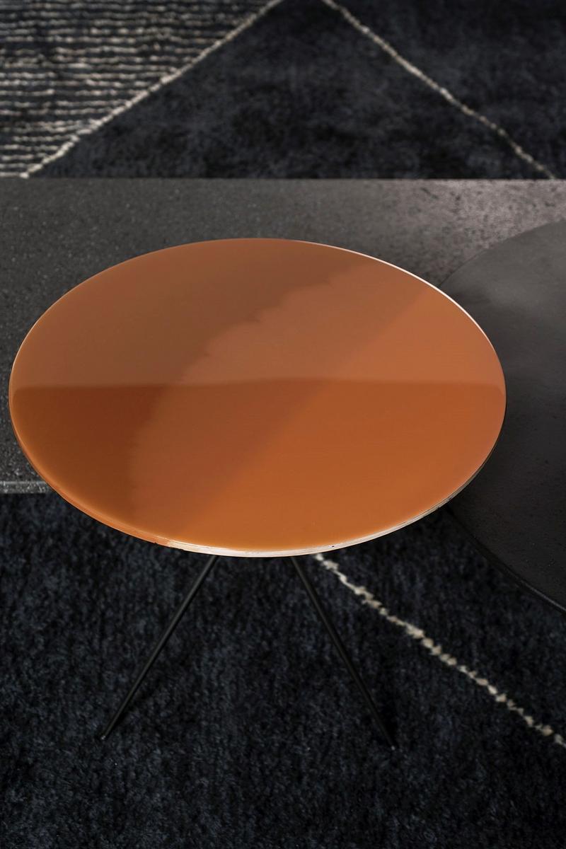 LIQUID Round coffee table