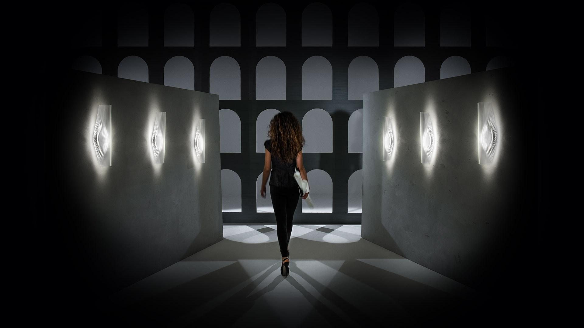 MIRAGE LED Lentiflex® wall light