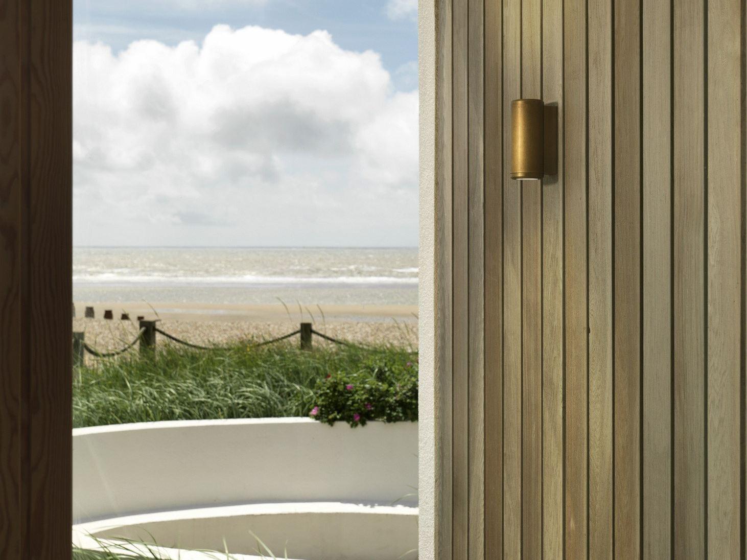 JURA Direct-indirect light brass outdoor wall lamp