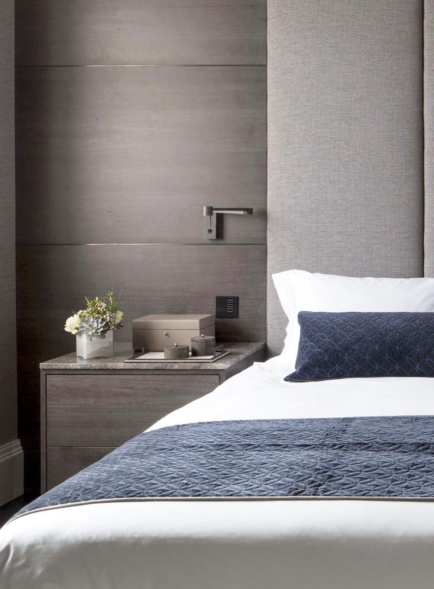 MANHATTAN LED adjustable reading lamp