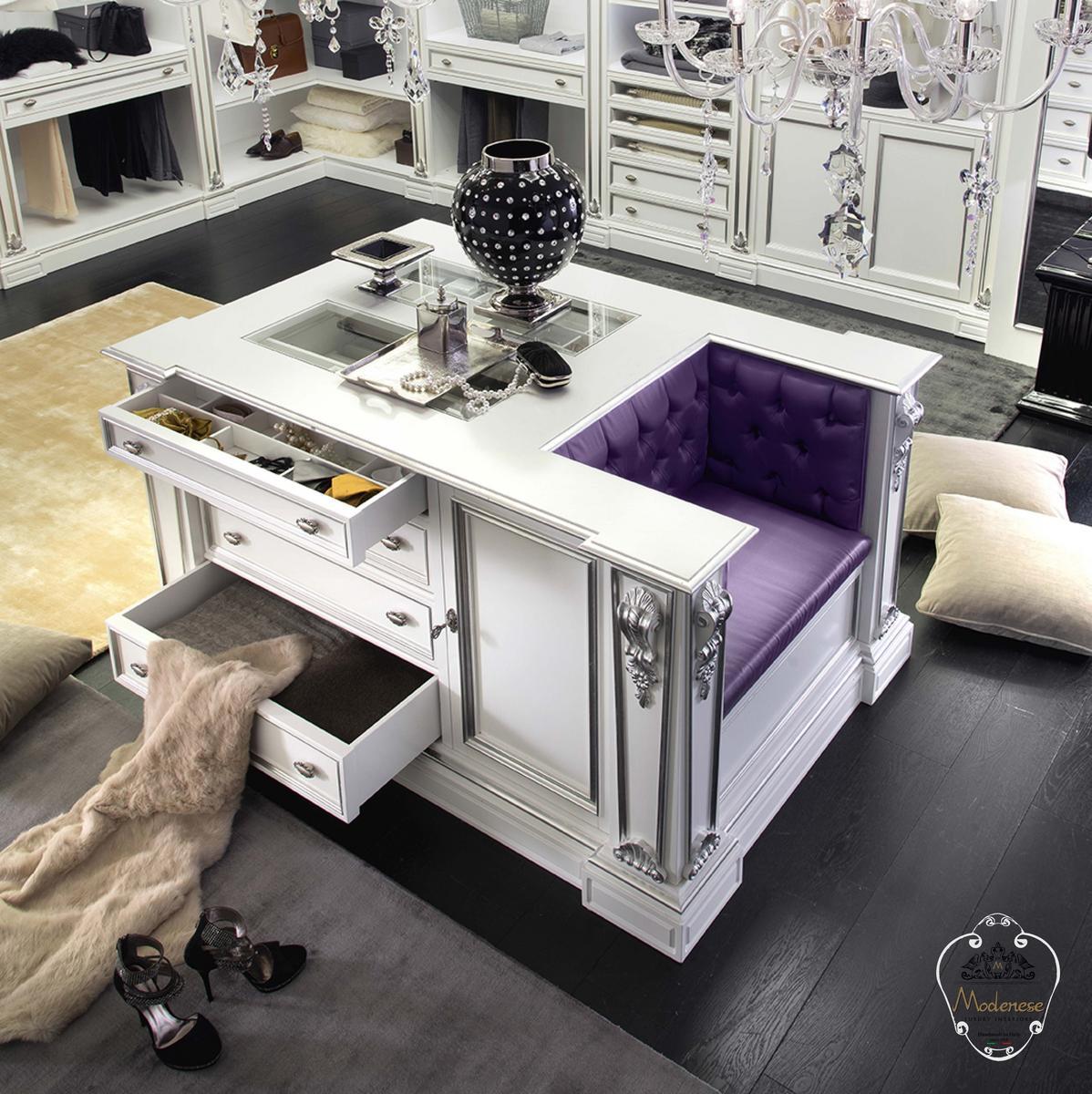 14908 Wooden walk-in wardrobe