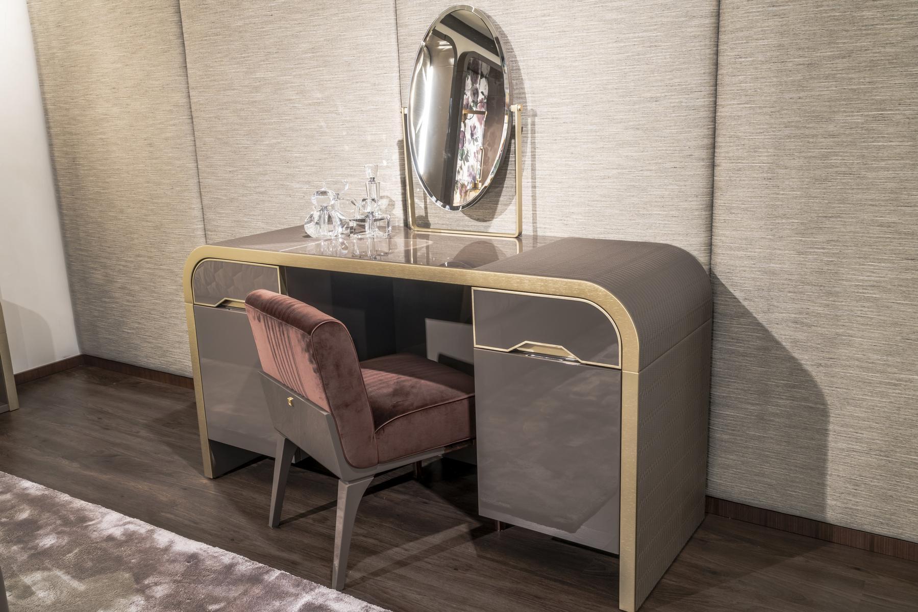 EMANUELLE Multi-layer wood dressing table