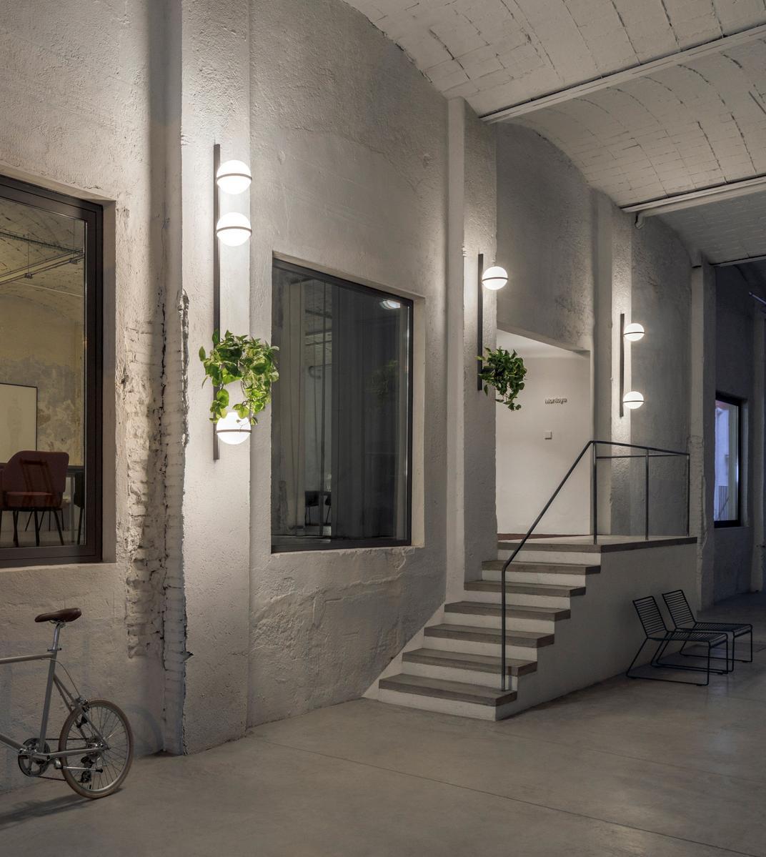 PALMA LED blown glass wall lamp