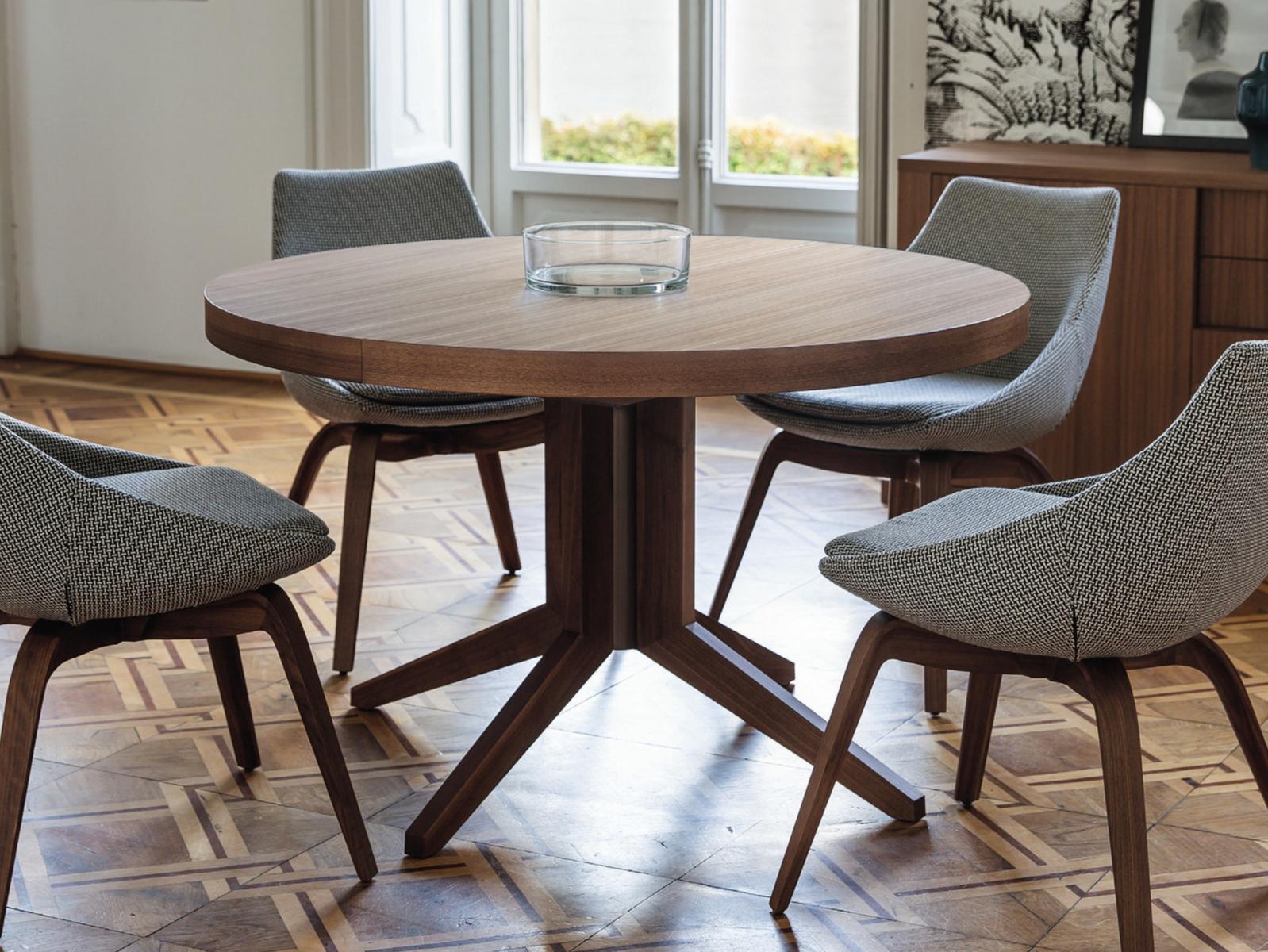 BRYANT Extending round walnut table
