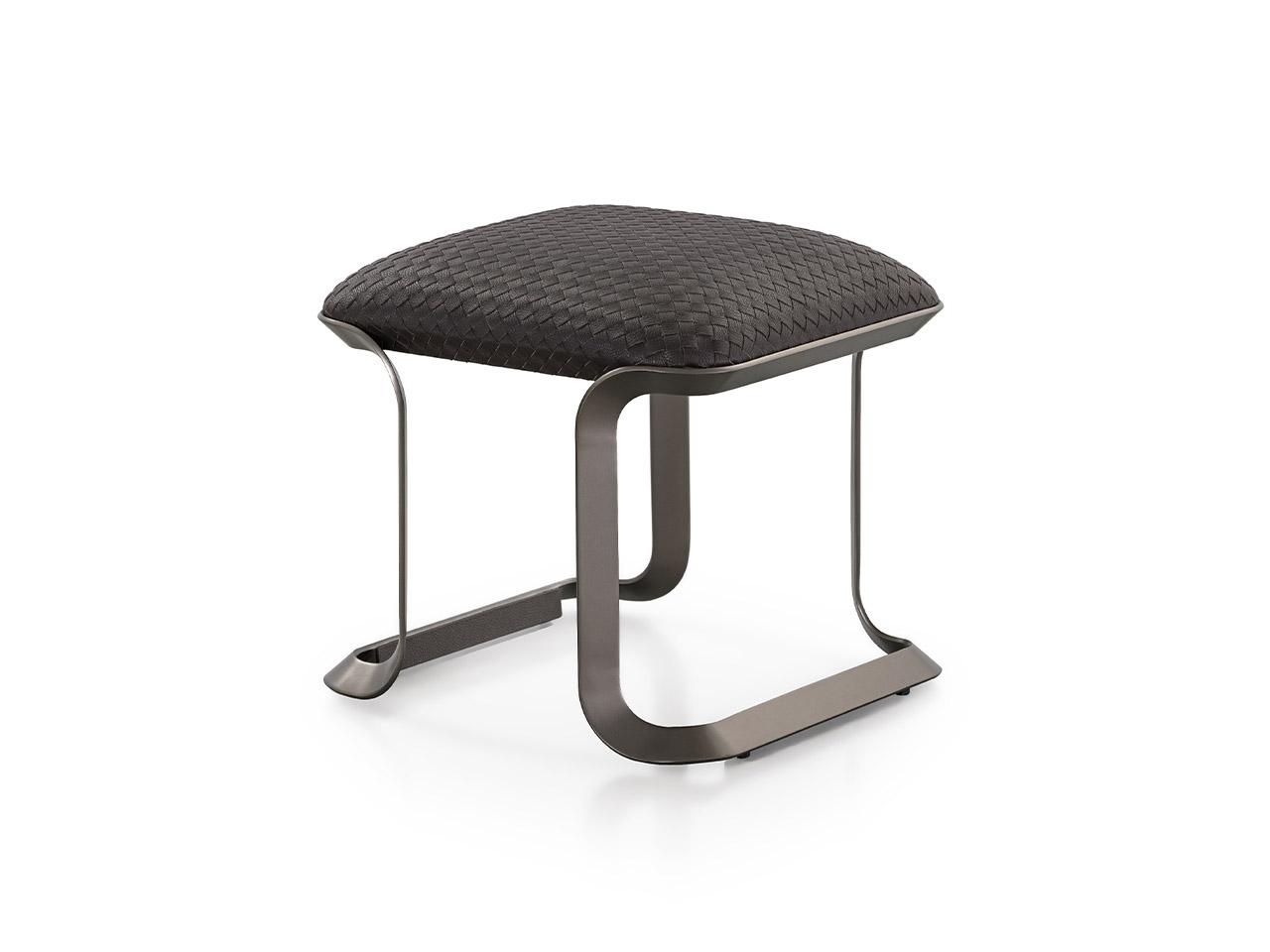 MILANO Low stool with integrated cushion