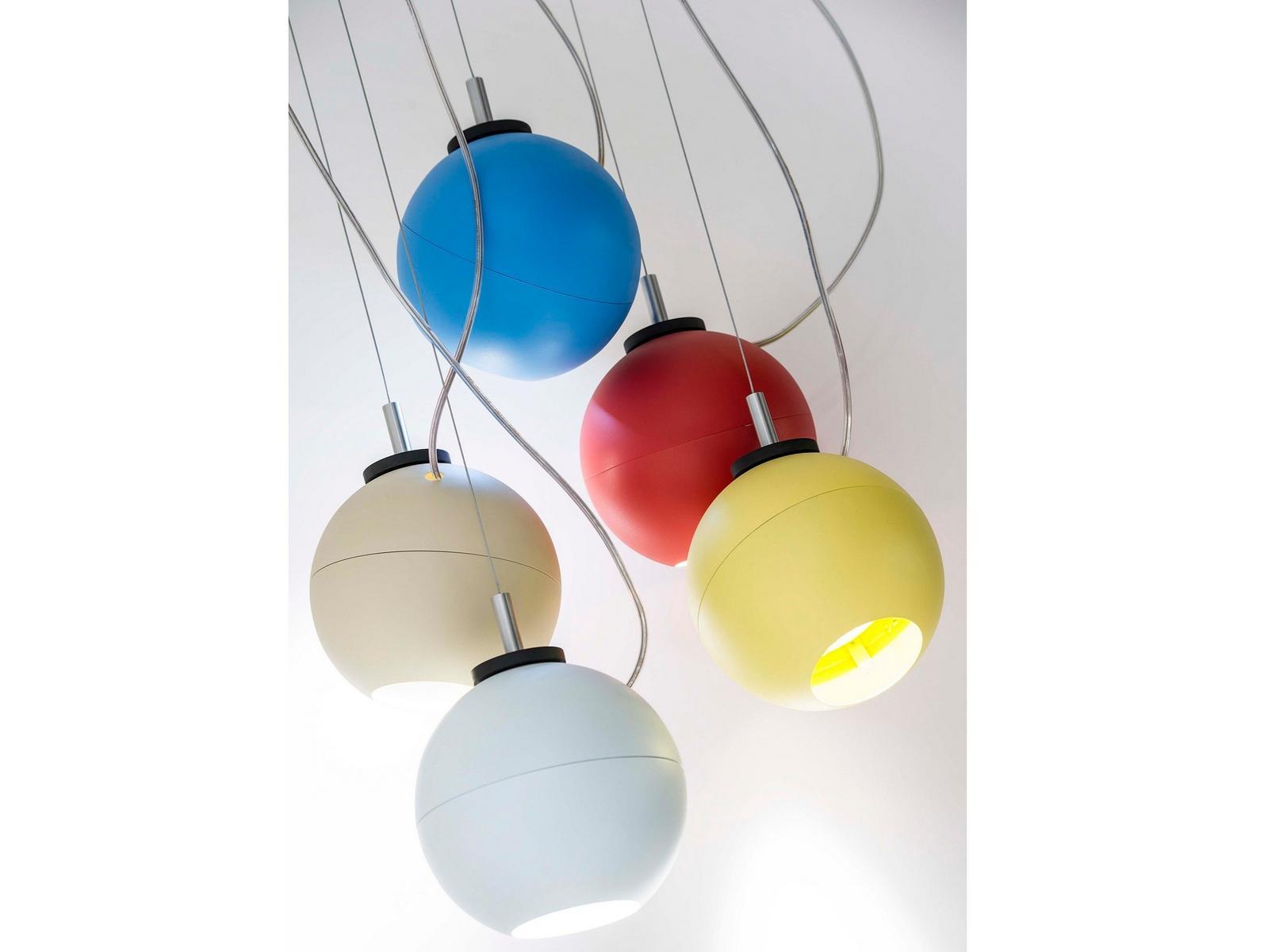 12-25 Swivel metal pendant lamp