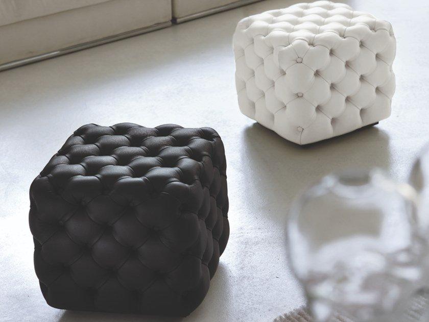 ALCIDE Tufted leather pouf