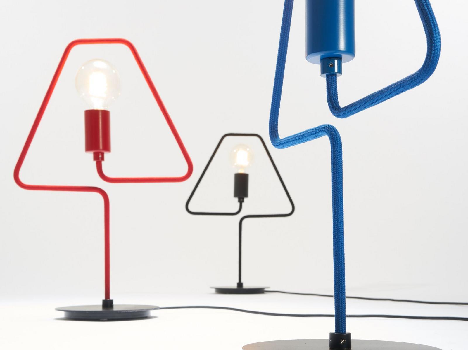 A-SHADE Direct light metal table lamp