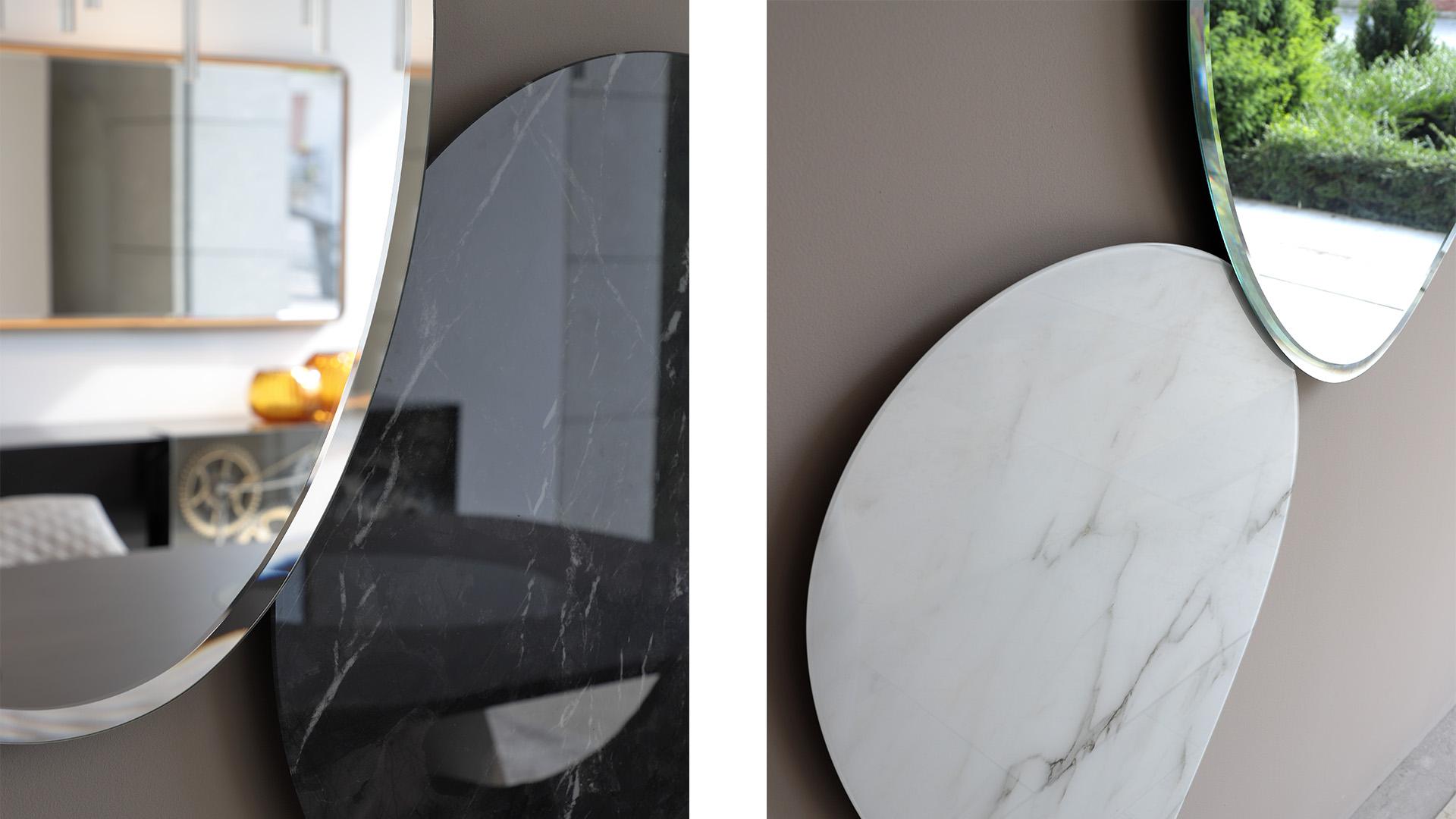 SEVENTY Wall-mounted mirror