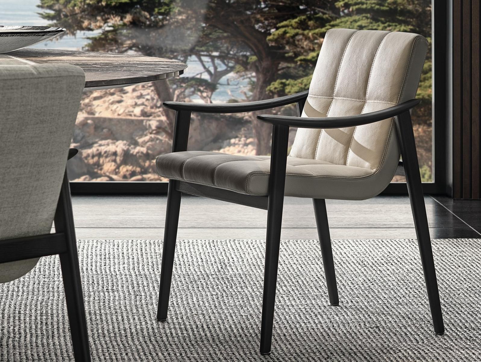 FYNN Upholstered chair with armrests