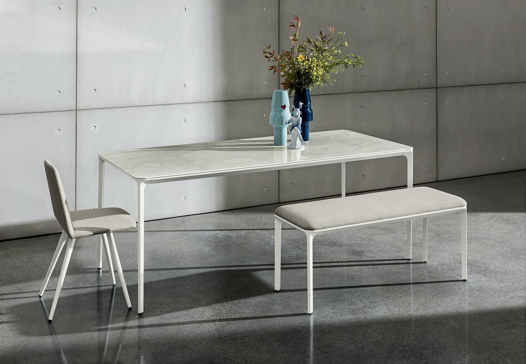 SLIM RECTANGULAR Rectangular ceramic table