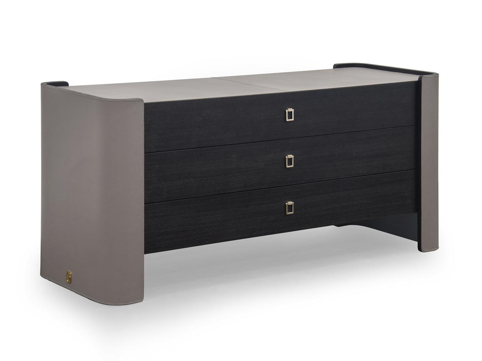 DOWNTOWN Leather chest of drawers