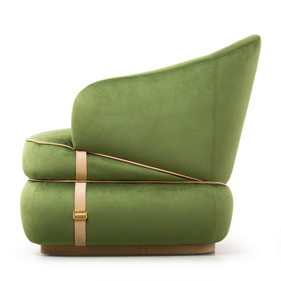 BLOOM Velvet armchair with armrests