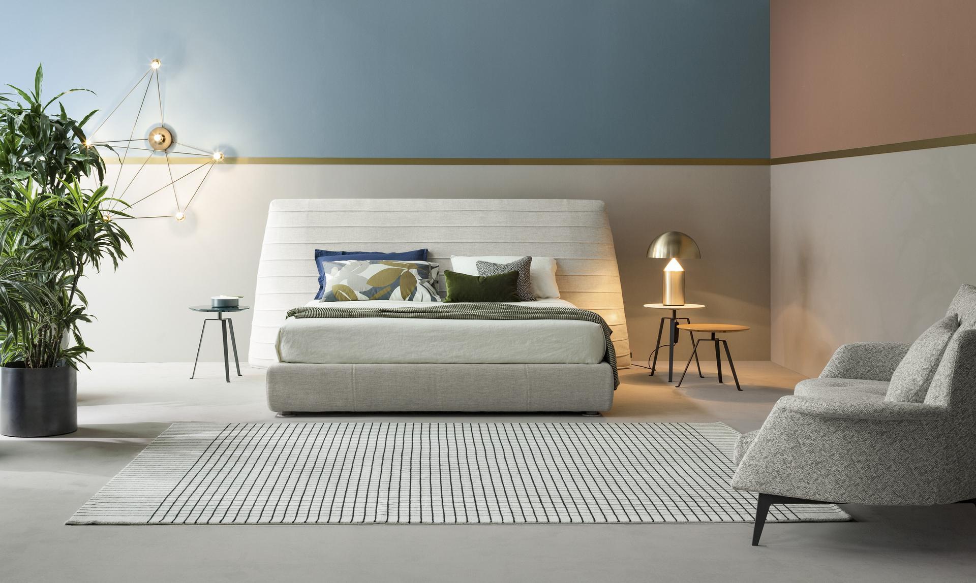 KENOBI Upholstered fabric bed