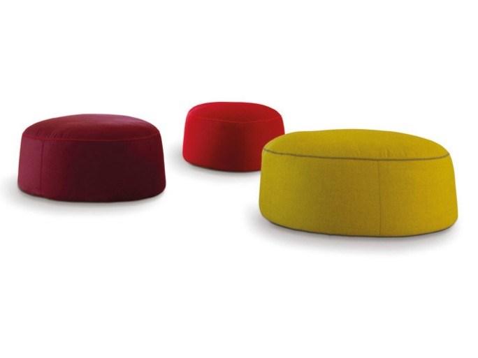 MILOS Round fabric pouf with removable lining