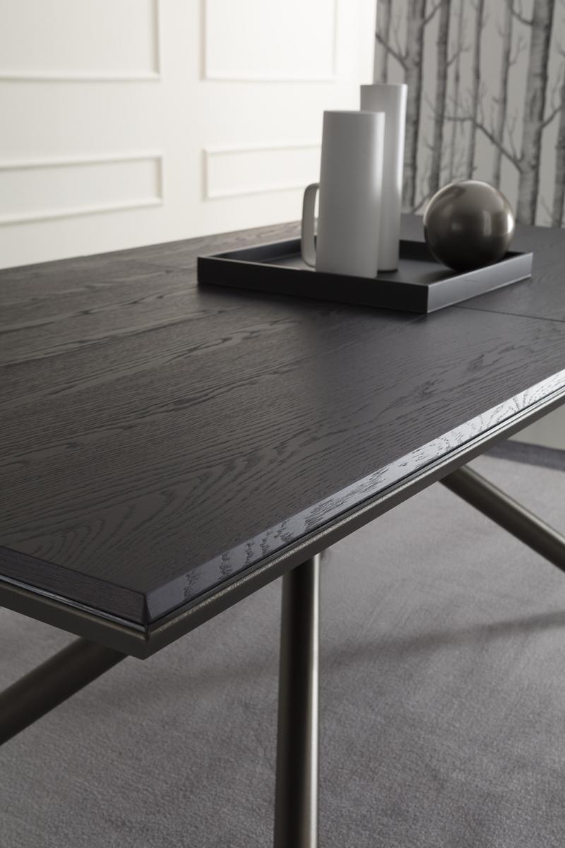 RANDOM Extending rectangular oak table