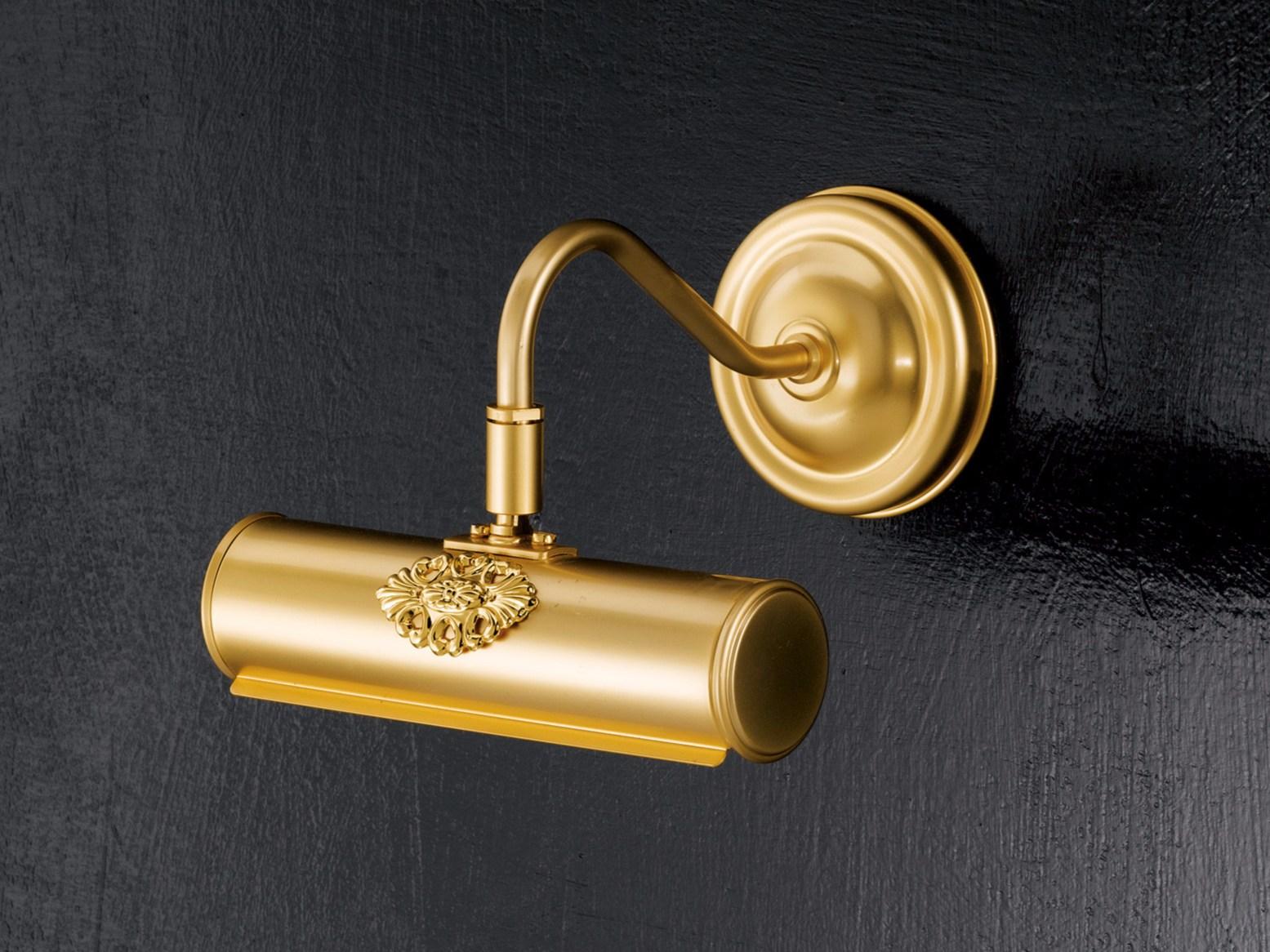 BRASS & SPOTS VE 858 A1P/A2G/A4 Direct light halogen metal wall lamp