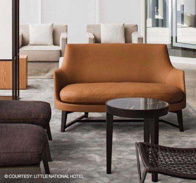 GUSCIO Leather sofa
