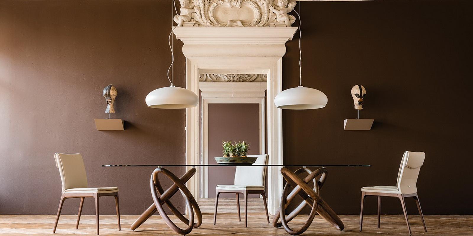 CARIOCA Round wood table