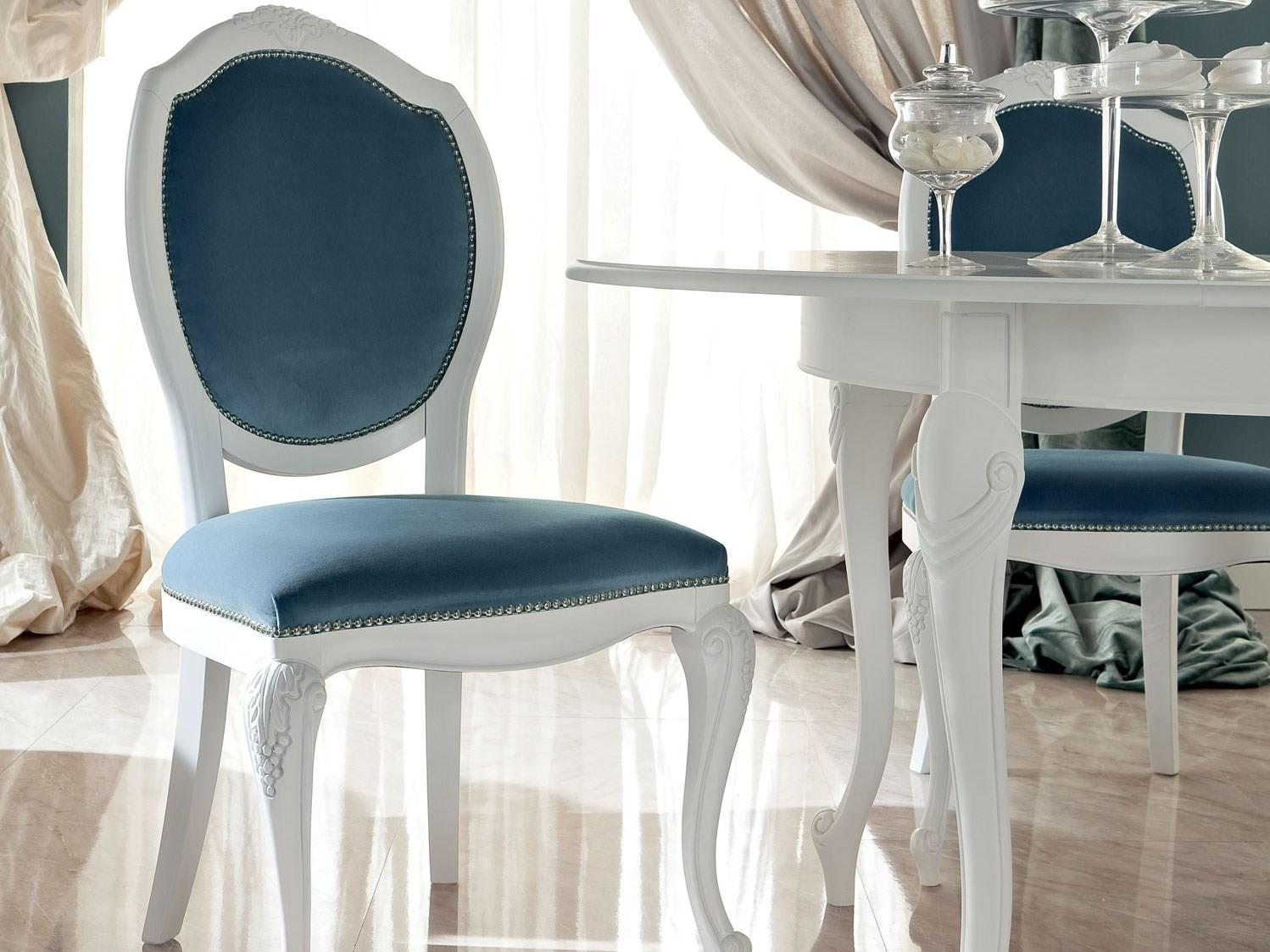 13514 Upholstered fabric chair