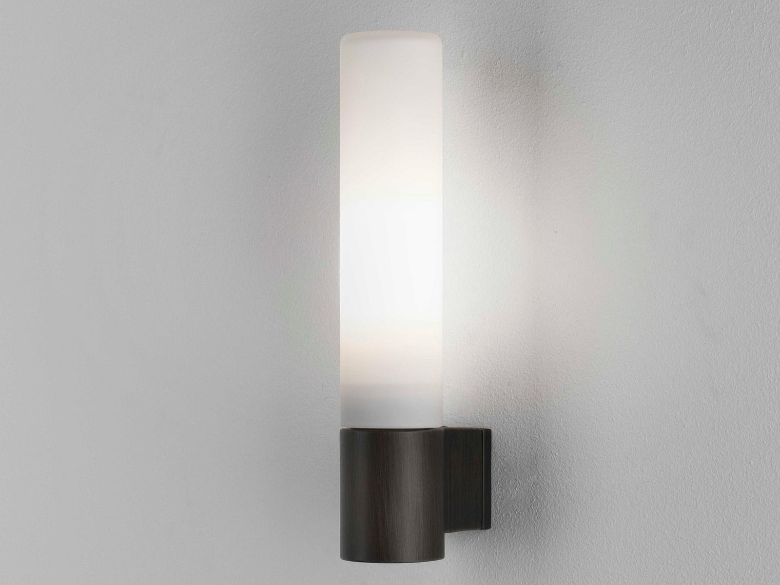 BARI Zinc and opal glass wall lamp
