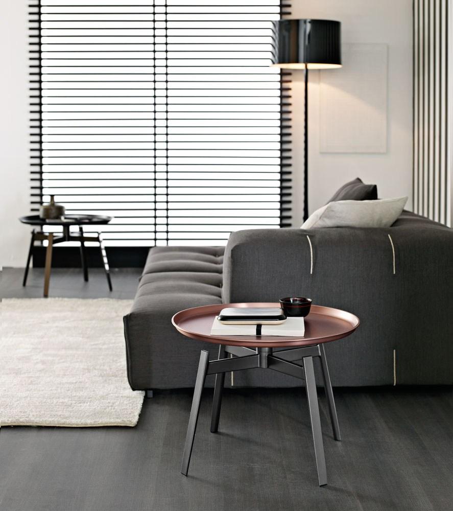 HUSK Round plate coffee table with tray