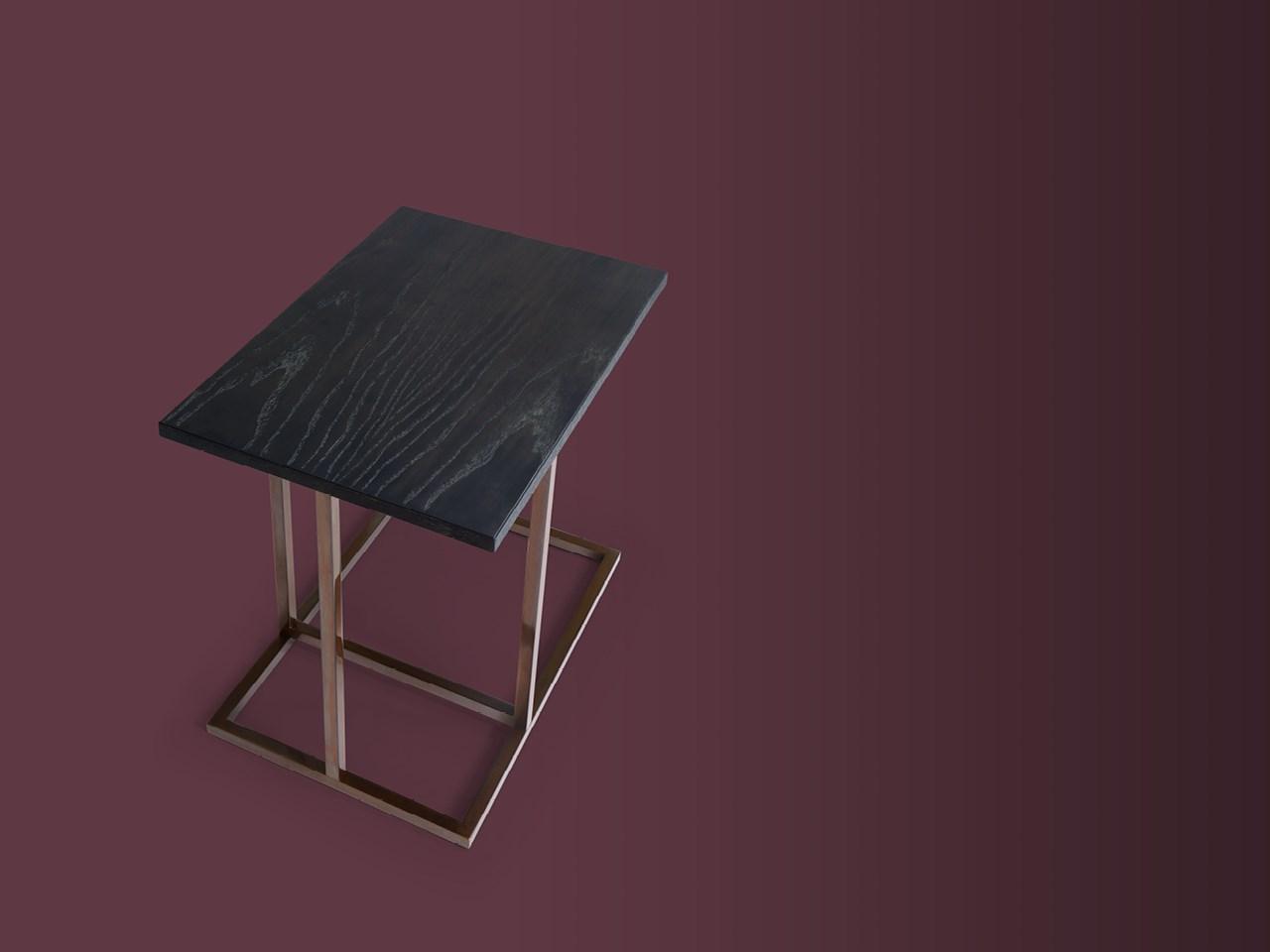 KRIS-TAV Side table