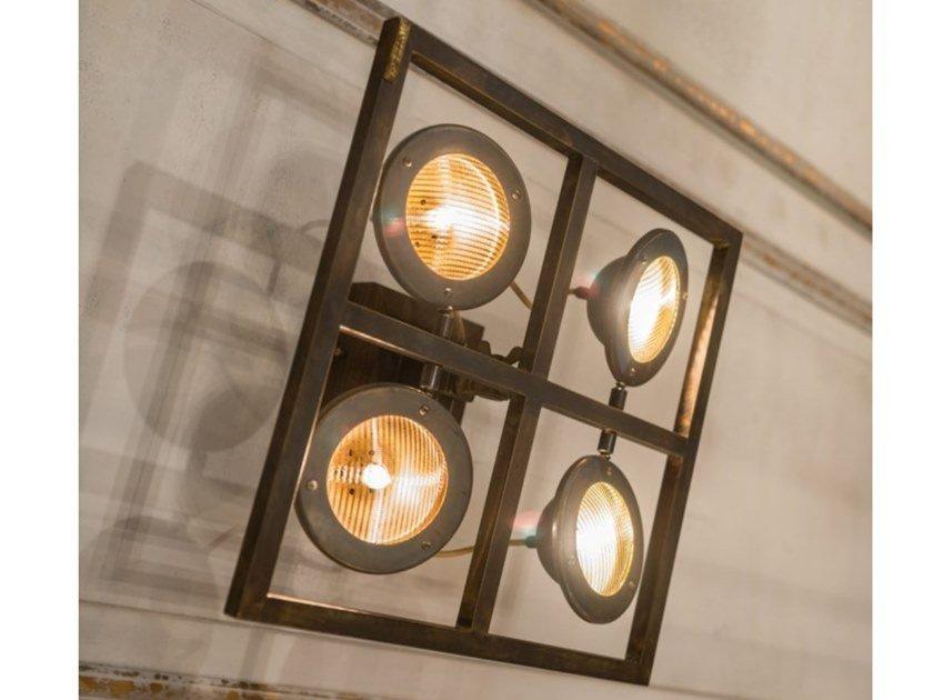 TOTÒ Acid etched brass wall light