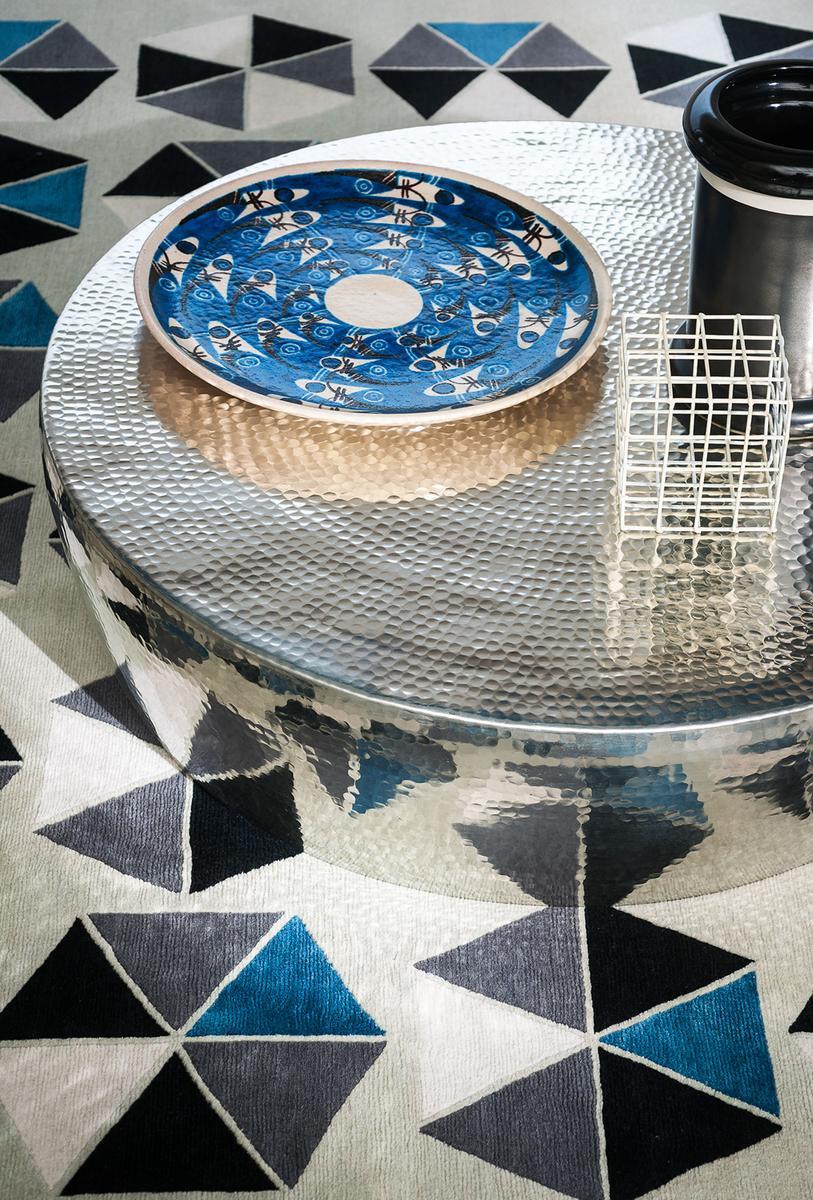 CAIRO Round metal coffee table