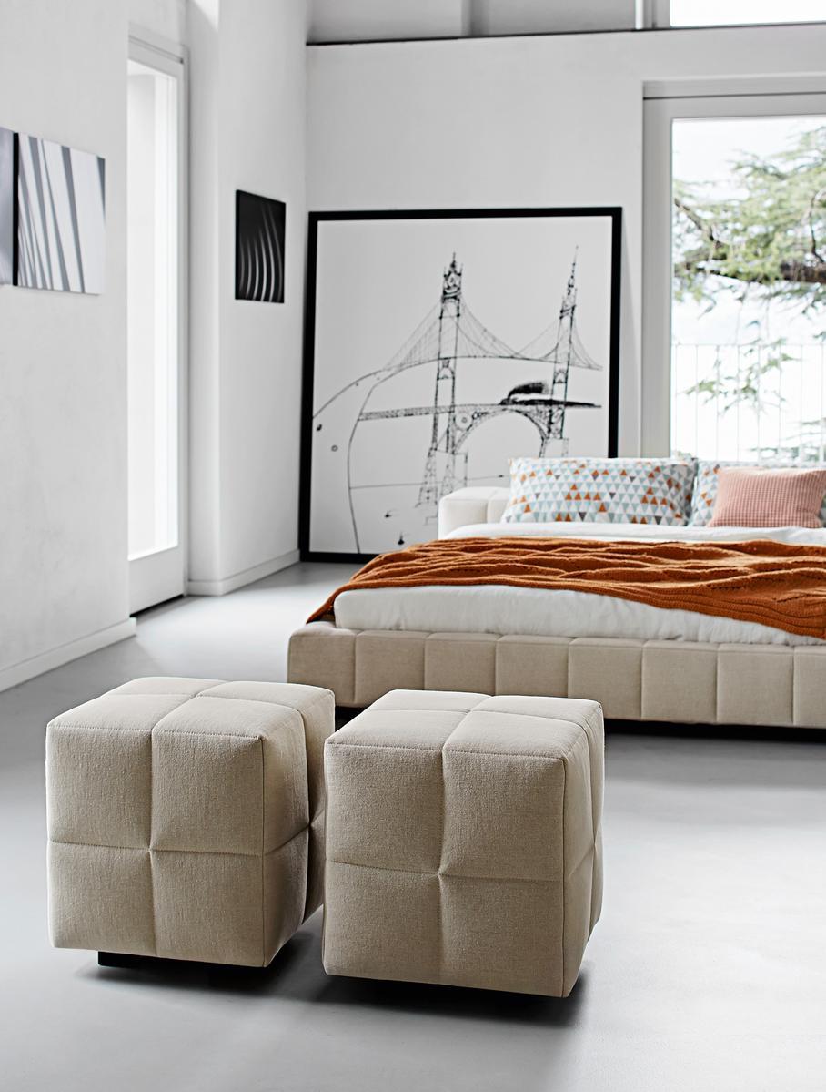 SQUARING Double bed with removable cover