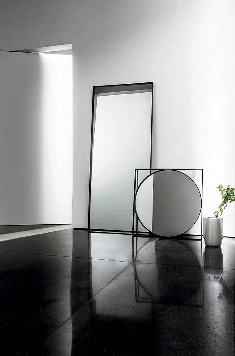 VISUAL GEOMETRIC Square wall-mounted mirror