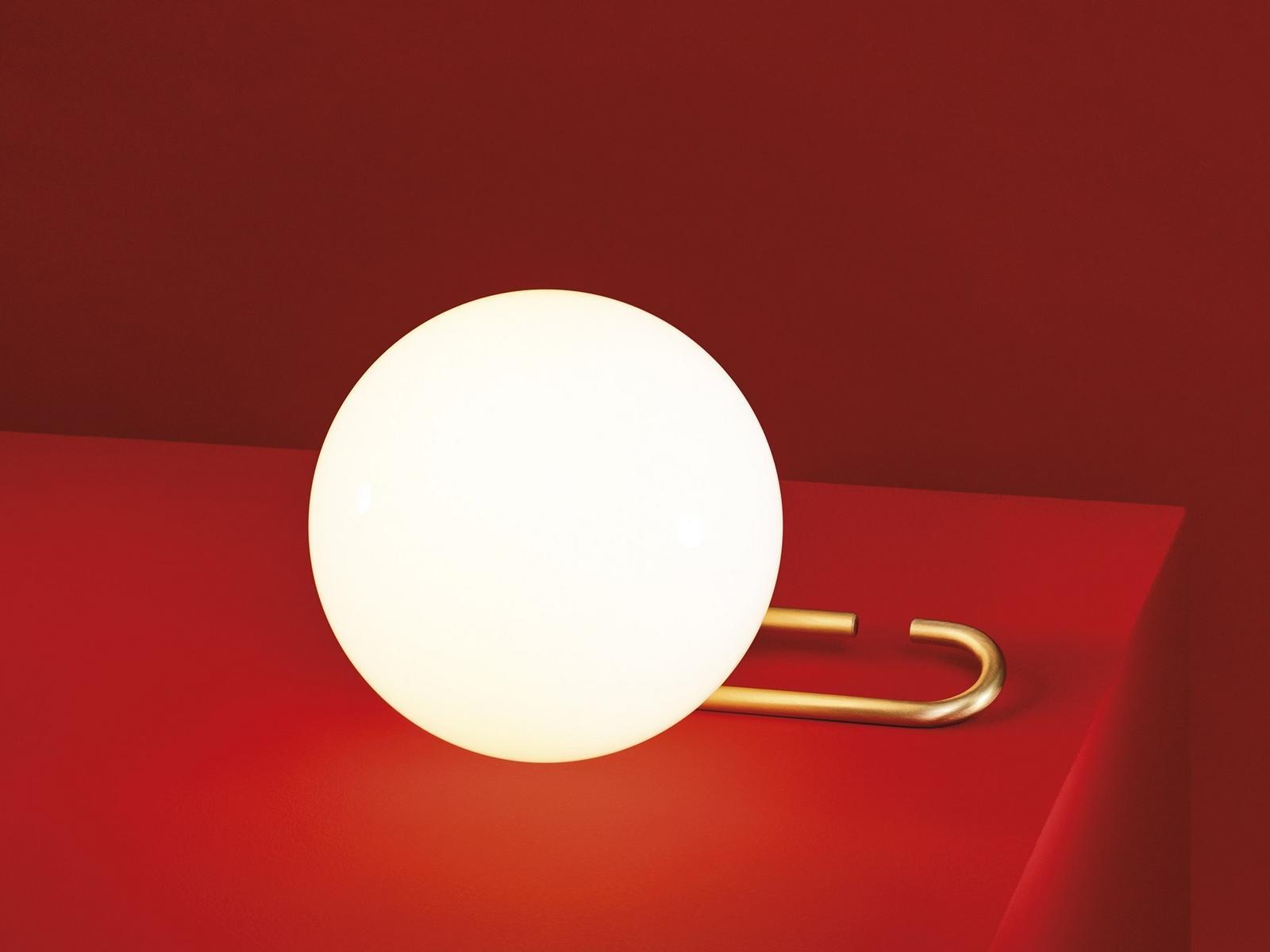 NH LED direct light table lamp