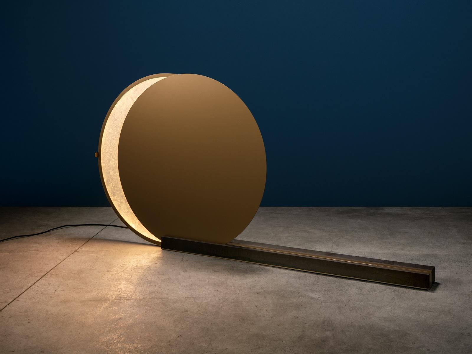 ALCHEMIE F LED alabaster and brass floor lamp